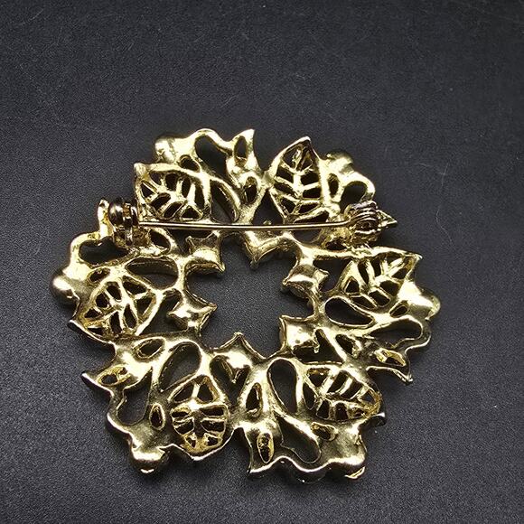 Aurora Borealis Rhinestone Flower Brooch Wreath Gold Tone Vintage Jewelry - Picture 3 of 7